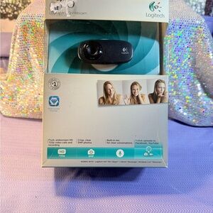 Logitech Black HD Webcam with Built-in Mic
